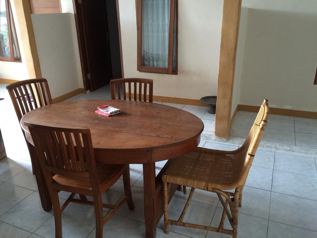Jeges Homestay Senggigi Exterior foto