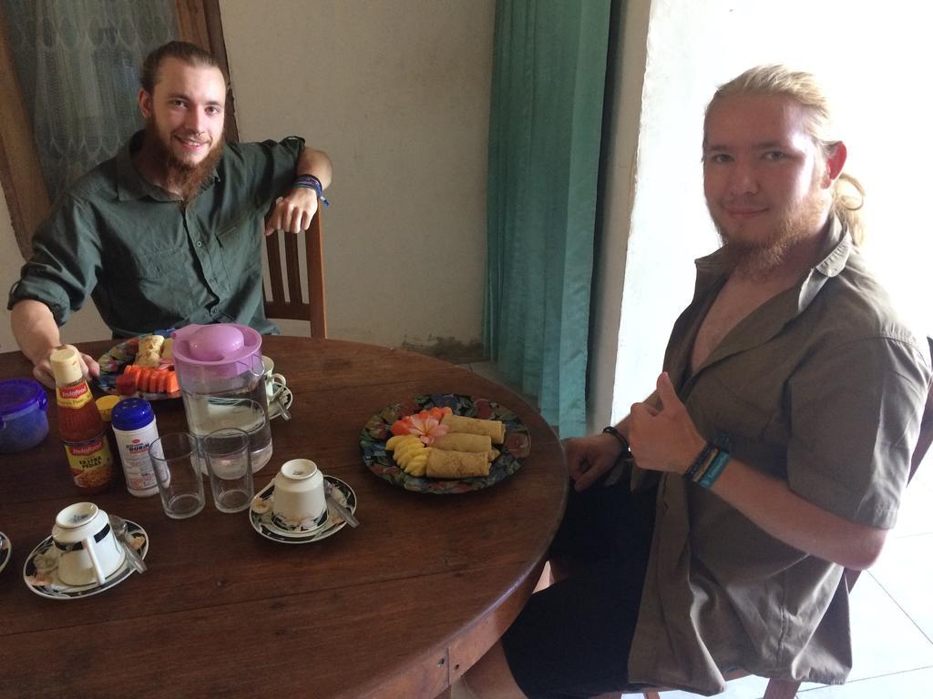 Jeges Homestay Senggigi Exterior foto