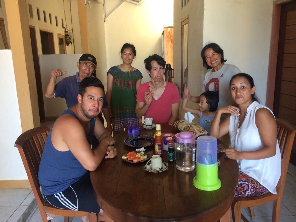 Jeges Homestay Senggigi Exterior foto